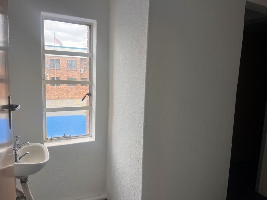 To Let Commercial Property for Rent in Jet Park Gauteng