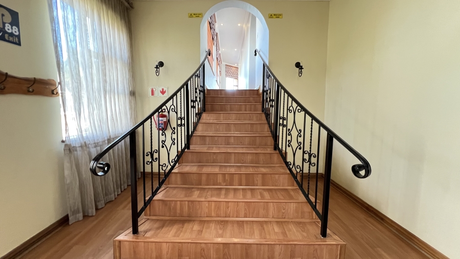 9 Bedroom Property for Sale in Muldersdrift Gauteng