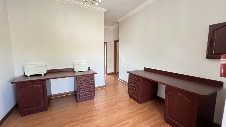 9 Bedroom Property for Sale in Muldersdrift Gauteng