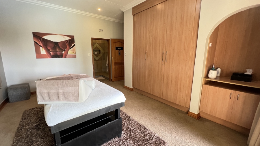 9 Bedroom Property for Sale in Muldersdrift Gauteng