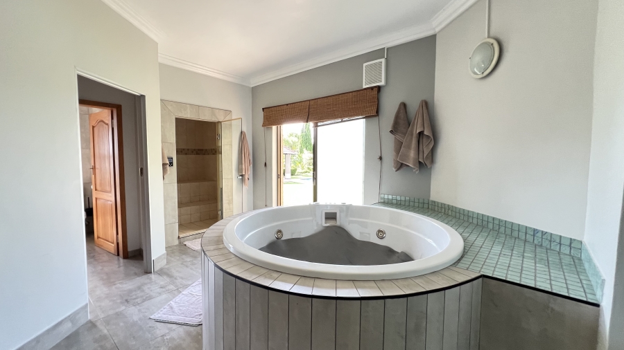 9 Bedroom Property for Sale in Muldersdrift Gauteng