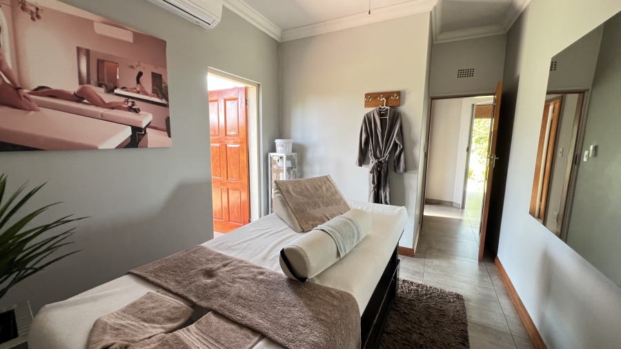 9 Bedroom Property for Sale in Muldersdrift Gauteng