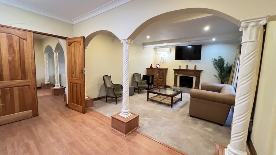 9 Bedroom Property for Sale in Muldersdrift Gauteng