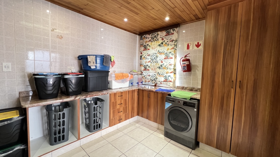 9 Bedroom Property for Sale in Muldersdrift Gauteng