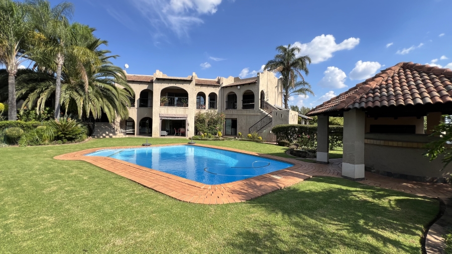 9 Bedroom Property for Sale in Muldersdrift Gauteng