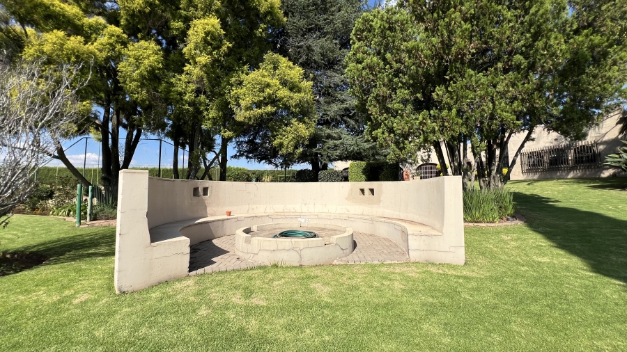 9 Bedroom Property for Sale in Muldersdrift Gauteng