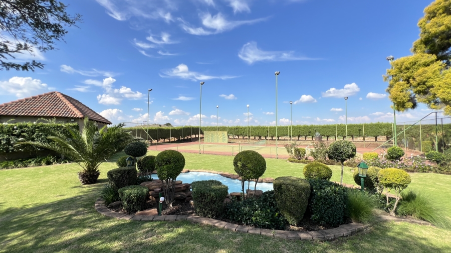 9 Bedroom Property for Sale in Muldersdrift Gauteng