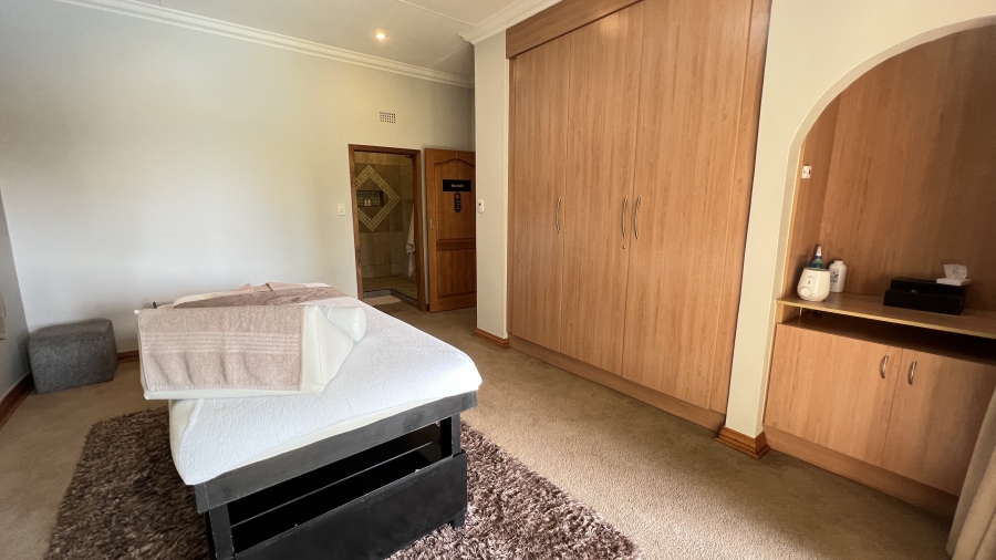 9 Bedroom Property for Sale in Muldersdrift Gauteng