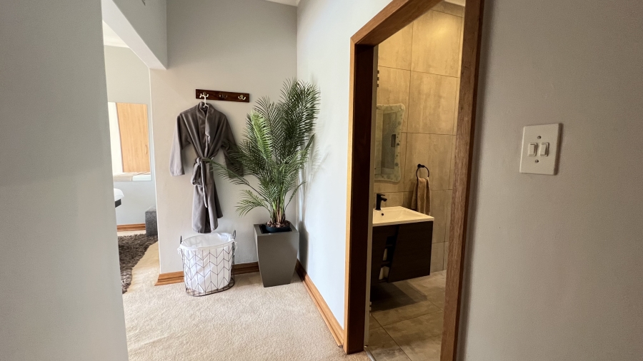 9 Bedroom Property for Sale in Muldersdrift Gauteng