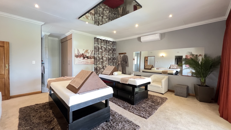 9 Bedroom Property for Sale in Muldersdrift Gauteng