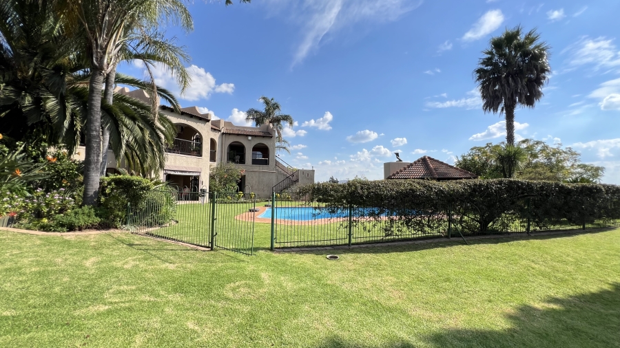 9 Bedroom Property for Sale in Muldersdrift Gauteng