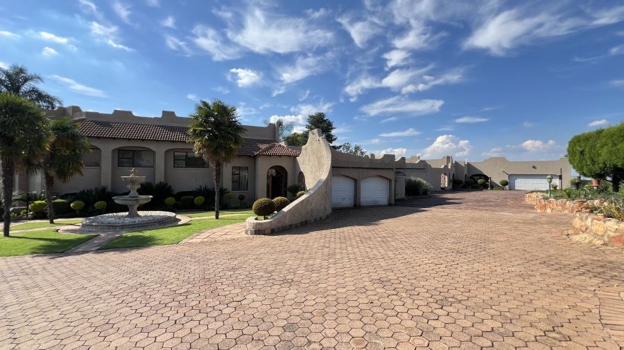 9 Bedroom Property for Sale in Muldersdrift Gauteng