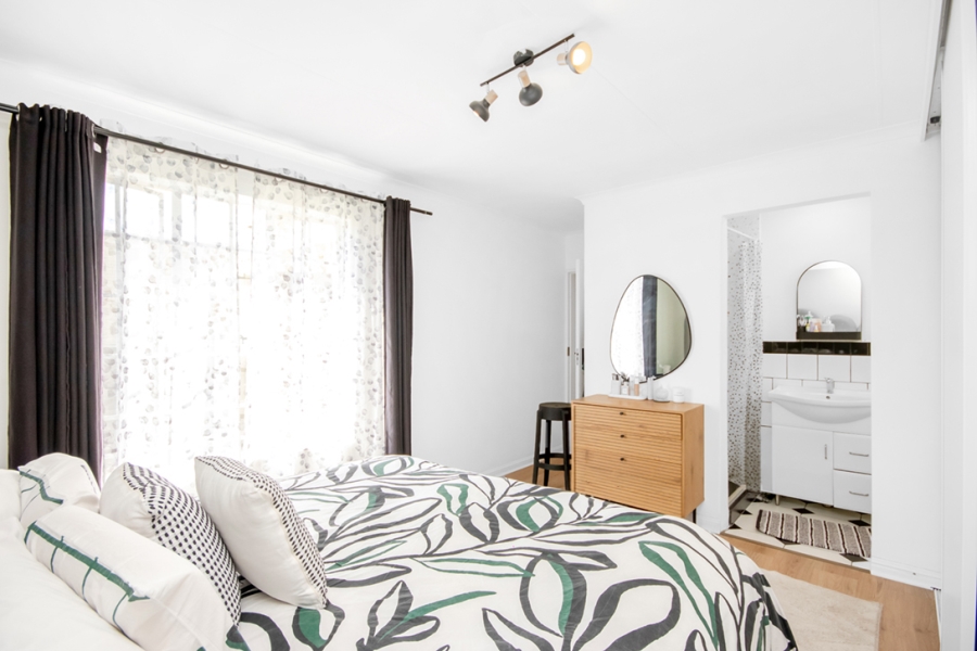 3 Bedroom Property for Sale in Radiokop Gauteng