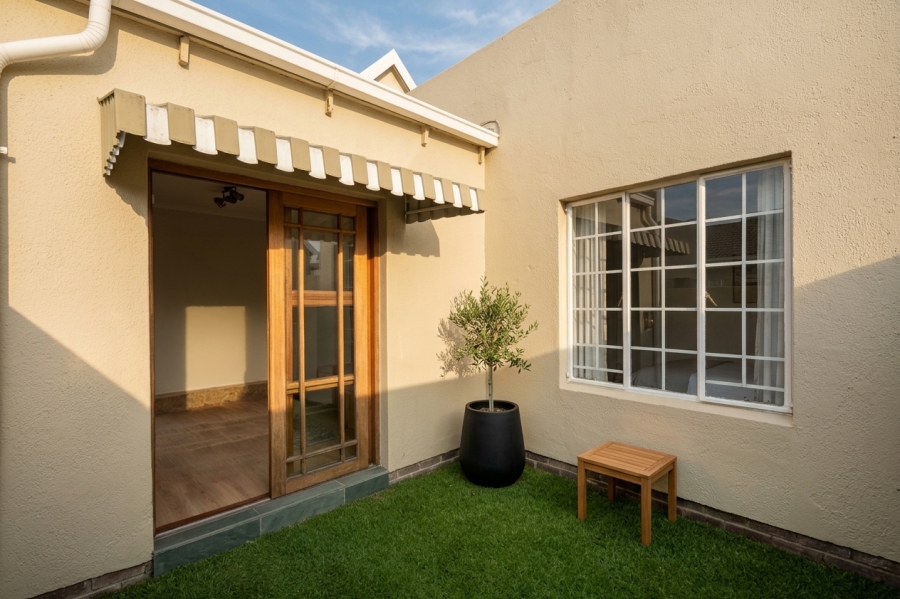 3 Bedroom Property for Sale in Radiokop Gauteng