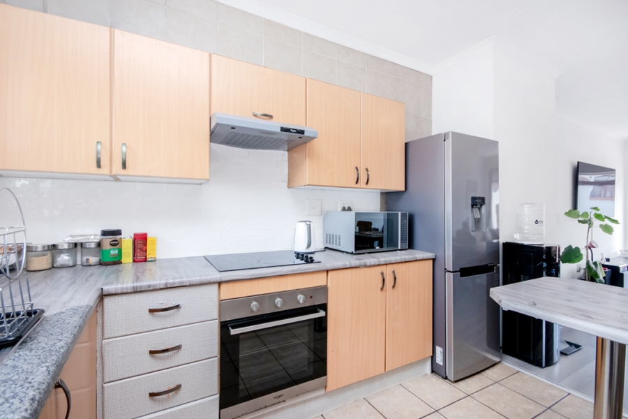 2 Bedroom Property for Sale in Sunninghill Gauteng