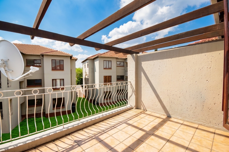 2 Bedroom Property for Sale in Sunninghill Gauteng