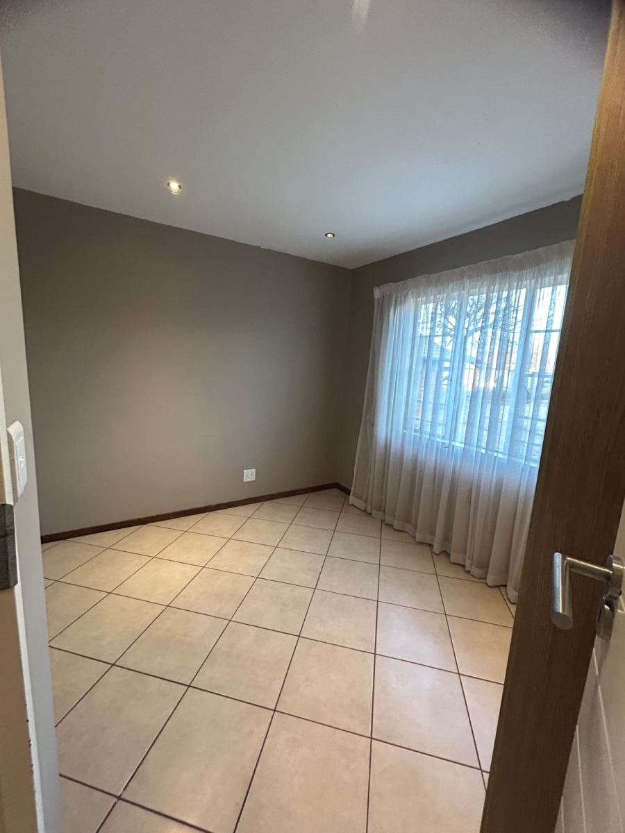 To Let 2 Bedroom Property for Rent in Stone Ridge Gauteng
