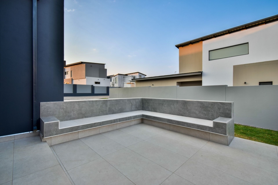 4 Bedroom Property for Sale in Fountainbrook Estate Gauteng