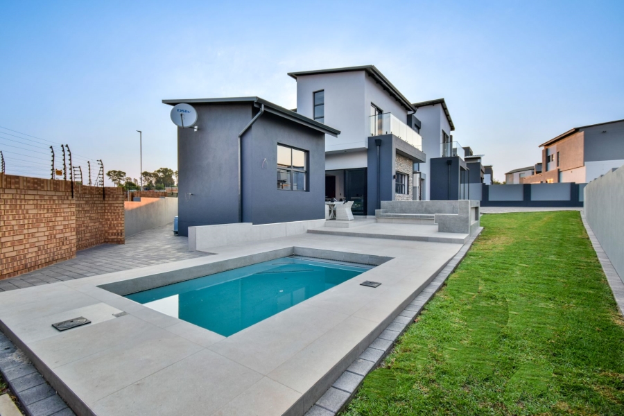 4 Bedroom Property for Sale in Fountainbrook Estate Gauteng