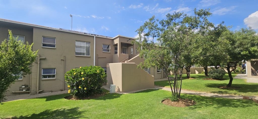 3 Bedroom Property for Sale in Alberante Gauteng