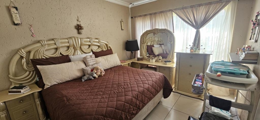 3 Bedroom Property for Sale in Alberante Gauteng