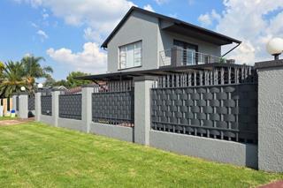 5 Bedroom Property for Sale in Raceview Gauteng