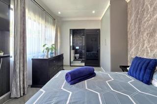 5 Bedroom Property for Sale in Raceview Gauteng