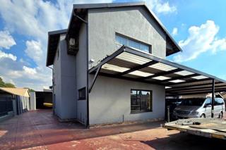 5 Bedroom Property for Sale in Raceview Gauteng