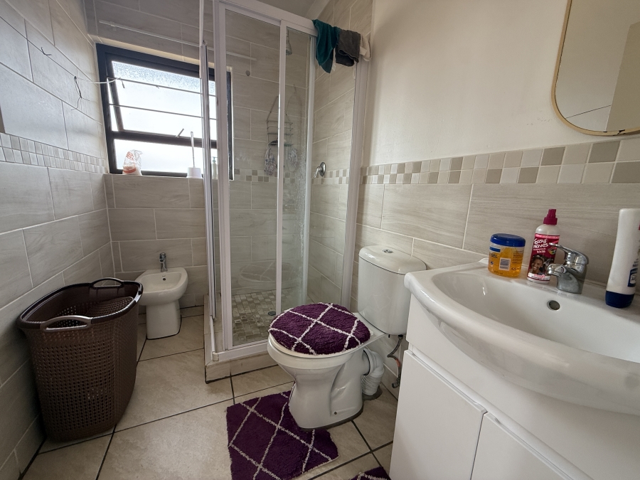 2 Bedroom Property for Sale in Honeydew Gauteng