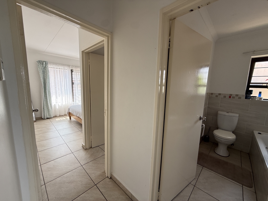 2 Bedroom Property for Sale in Honeydew Gauteng