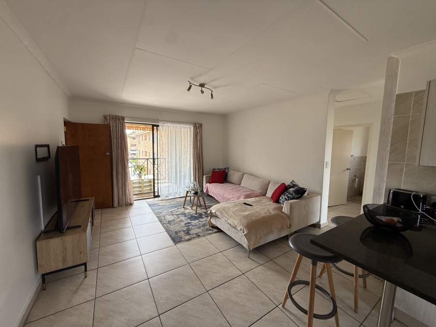 2 Bedroom Property for Sale in Honeydew Gauteng