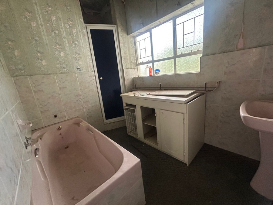 3 Bedroom Property for Sale in Noordheuwel Gauteng