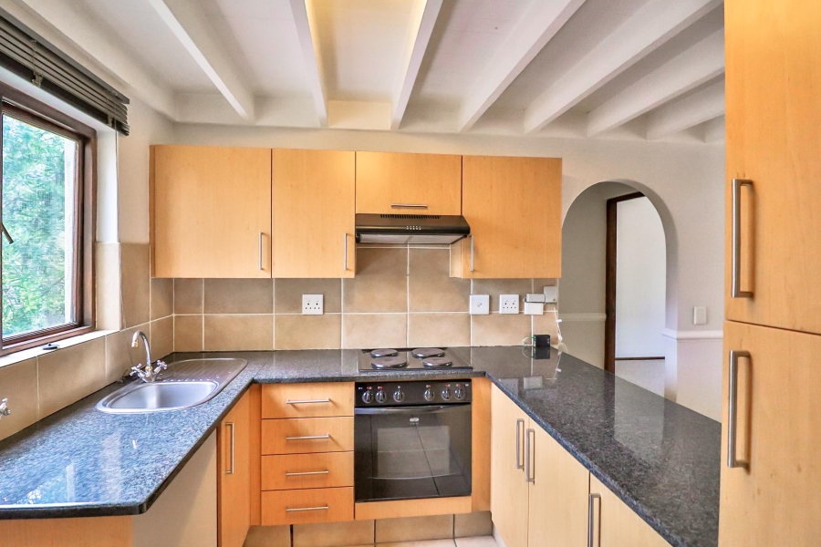 To Let 1 Bedroom Property for Rent in Lonehill Gauteng