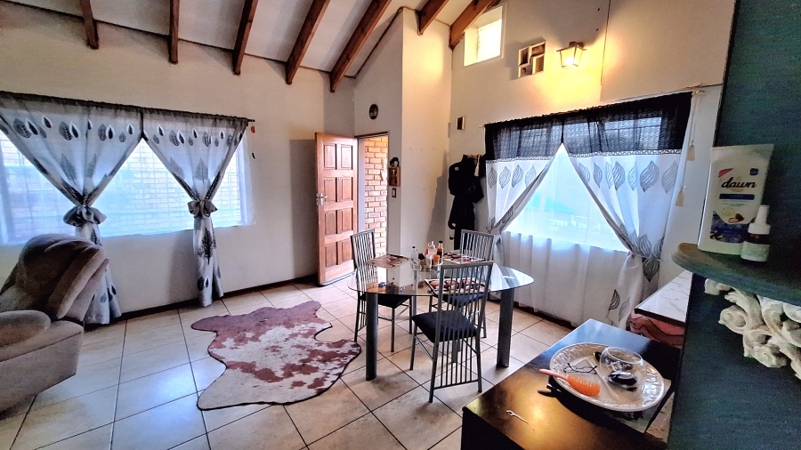 2 Bedroom Property for Sale in Mountain View Gauteng