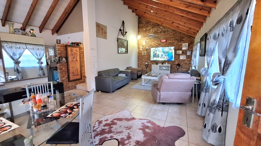 2 Bedroom Property for Sale in Mountain View Gauteng