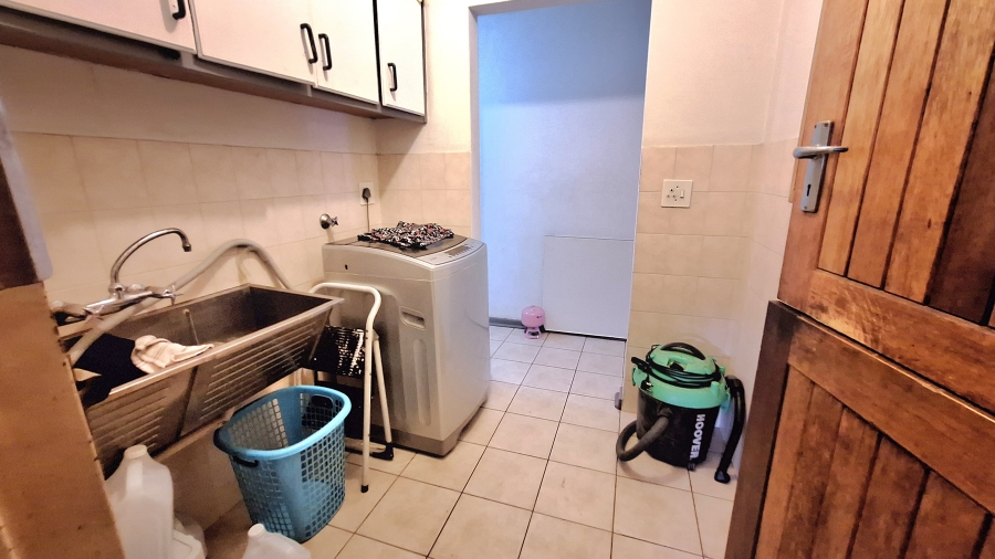 2 Bedroom Property for Sale in Mountain View Gauteng