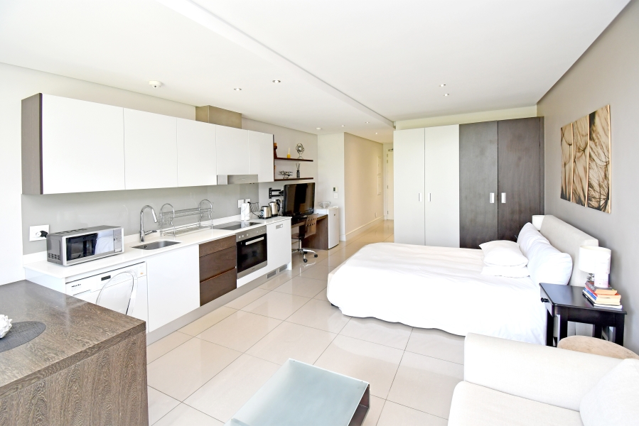 1 Bedroom Property for Sale in Sandown Gauteng