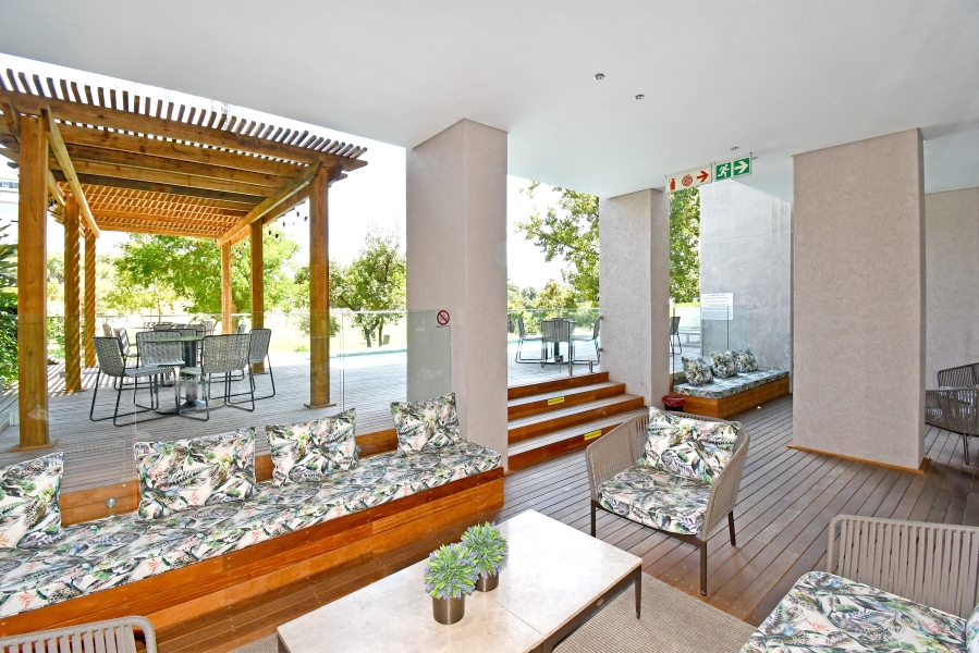 1 Bedroom Property for Sale in Sandown Gauteng