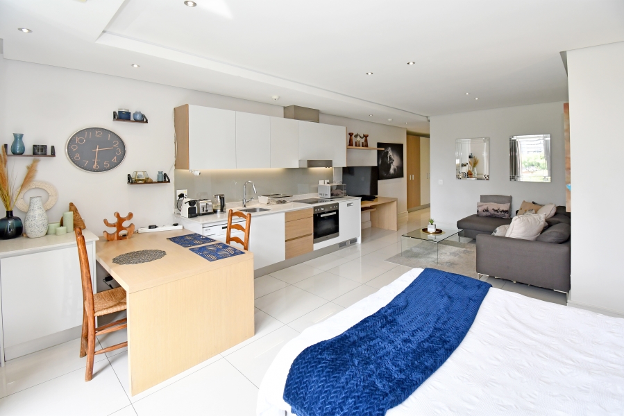 1 Bedroom Property for Sale in Sandown Gauteng