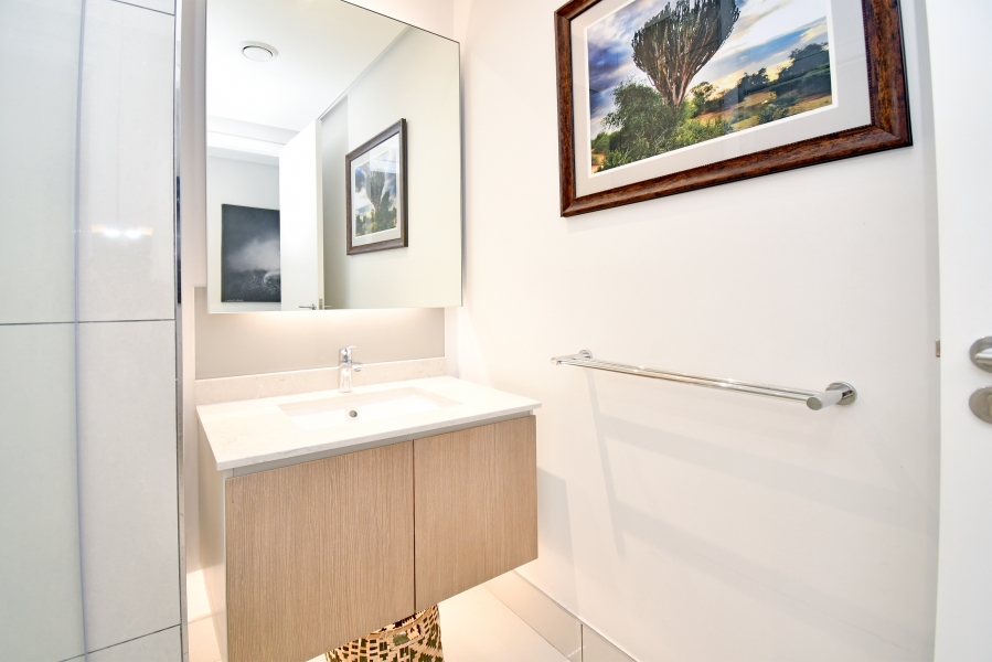 1 Bedroom Property for Sale in Sandown Gauteng