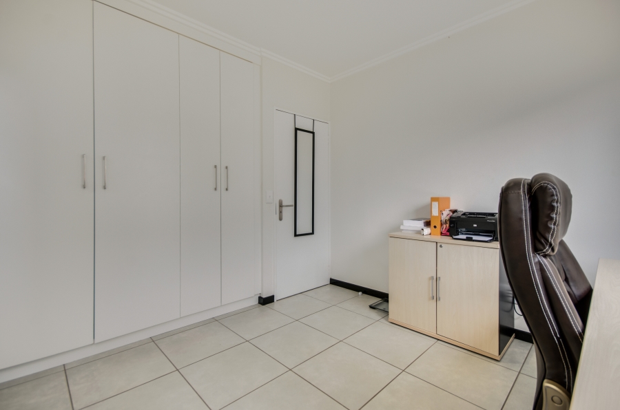 2 Bedroom Property for Sale in Fourways Gauteng