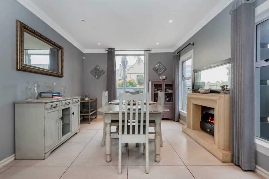 4 Bedroom Property for Sale in Kensington Gauteng