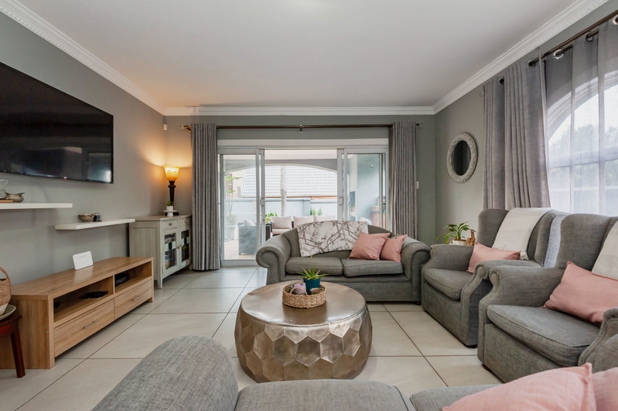 4 Bedroom Property for Sale in Kensington Gauteng