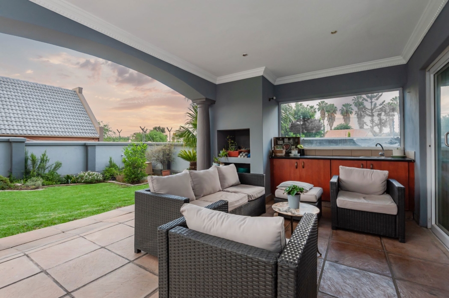 4 Bedroom Property for Sale in Kensington Gauteng