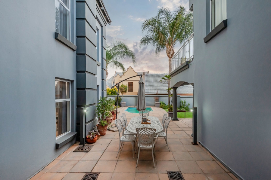 4 Bedroom Property for Sale in Kensington Gauteng