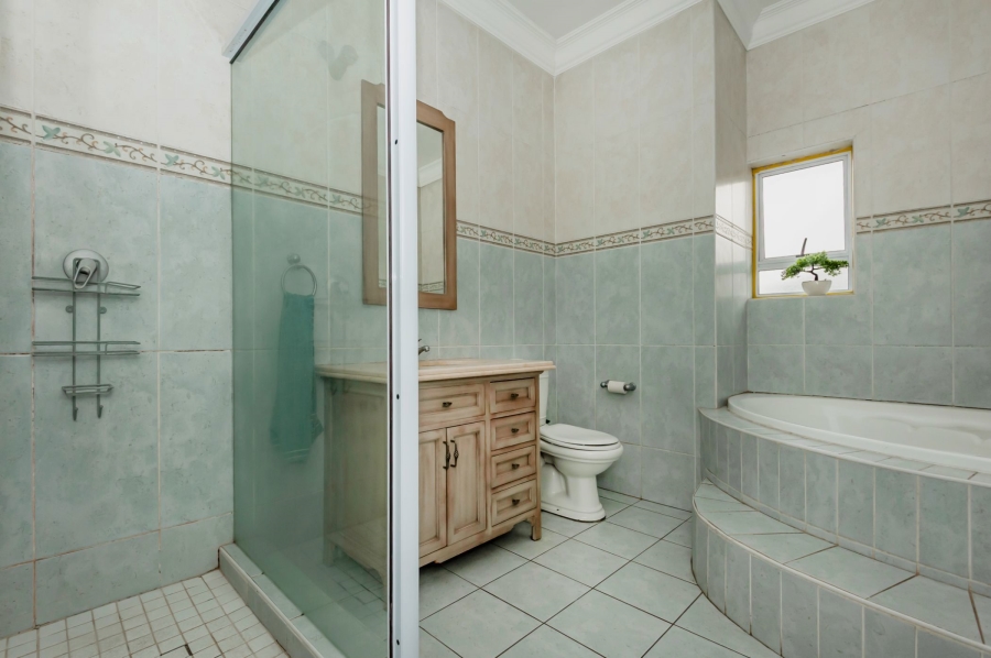 4 Bedroom Property for Sale in Kensington Gauteng