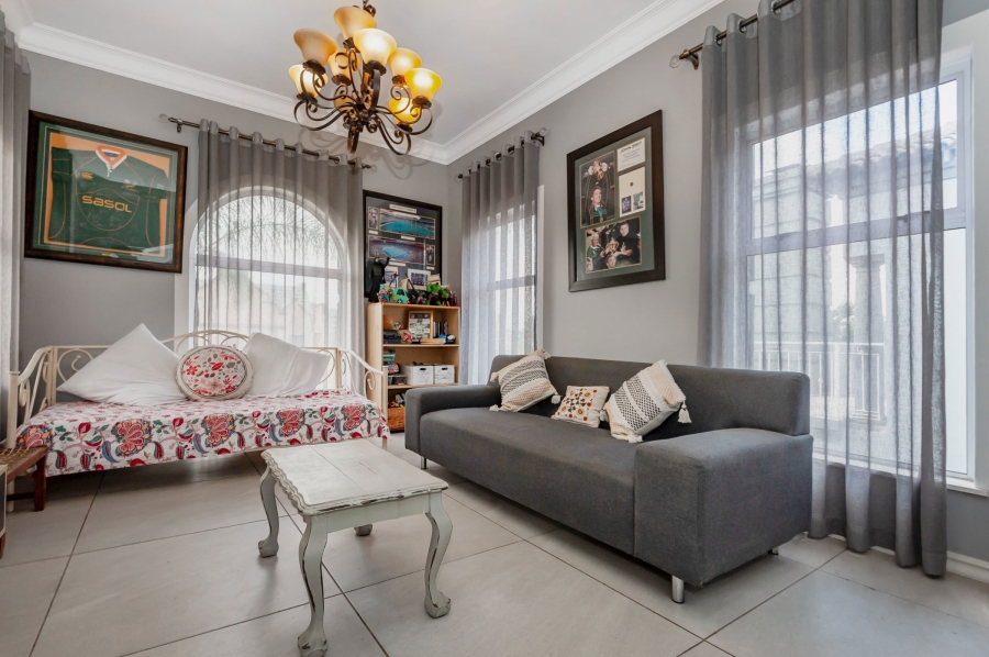 4 Bedroom Property for Sale in Kensington Gauteng