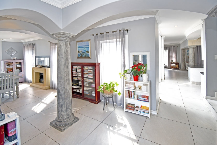 4 Bedroom Property for Sale in Kensington Gauteng