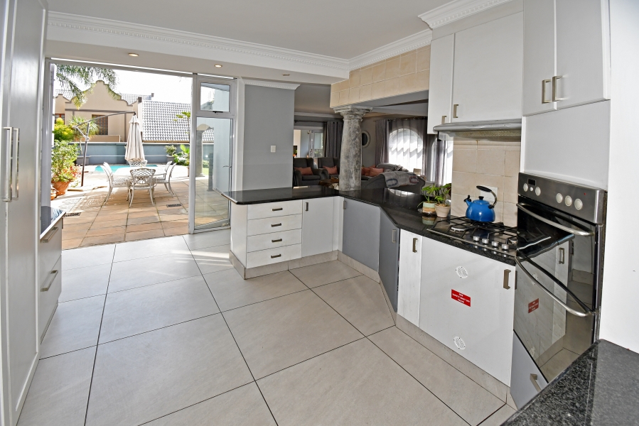 4 Bedroom Property for Sale in Kensington Gauteng