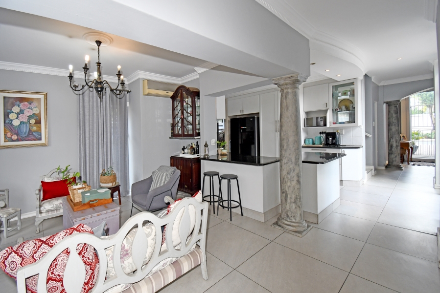 4 Bedroom Property for Sale in Kensington Gauteng